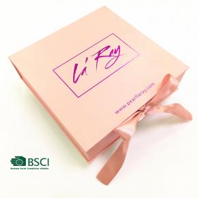 MAGNETIC FOLDABLE BOX STP030308